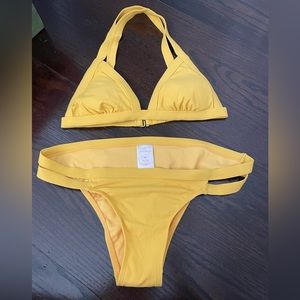 Xhilaration swim suit set